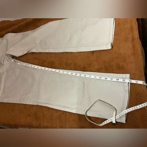 Levi's Cream Straight Leg Jeans - Picture 14 of 14